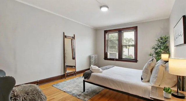 Inviting 2BR Apt - Fullerton 1B, Забронировать Отель Отели Иллинойс 3 звезды, 3*