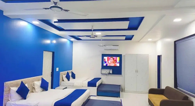 Paradise Point Resort