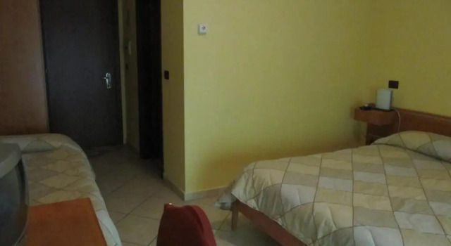 Трёхместный номер Standard с балконом Royal Hotel Montevergine