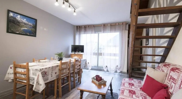 Appartement Saint-Lary-Soulan, 3 pièces, 8 personnes - FR-1-296-245, Забронировать Апартаменты/квартира Отели в центре Сен-Лари-Сулан, в центре, Парковка