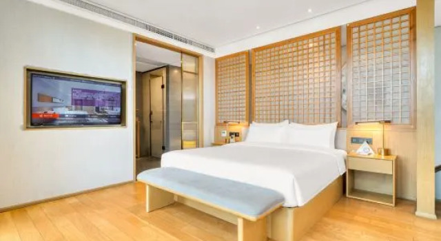 Люкс Homeinn Selected Hotel (Chengdu Wenshu Monastery Renmin North Road Subway Station)