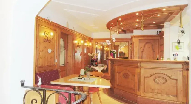 Hotel Binggl, Rezerwuj Hotel Obertauern Salzburg, w pobliżu Angerbahn