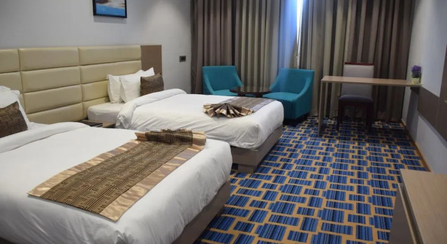 Hotel Vilasa International, Забронировать Отель Отели штата Махараштры с завтраком, Завтраки