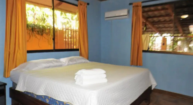Casa Amigos by the beach