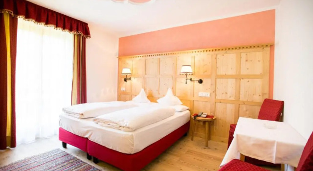 Номер Comfort Al Plan, A mountain moving hotel
