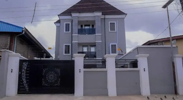 Bamgbose Apartment, Book Apartment Idowu Lagos