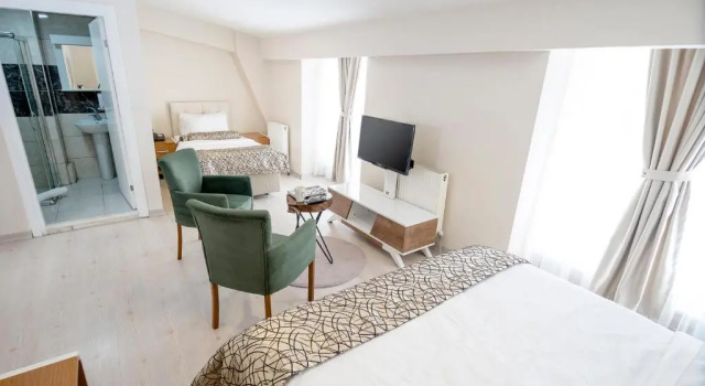 Семейный люкс The Corner Inn Hotels By Suit