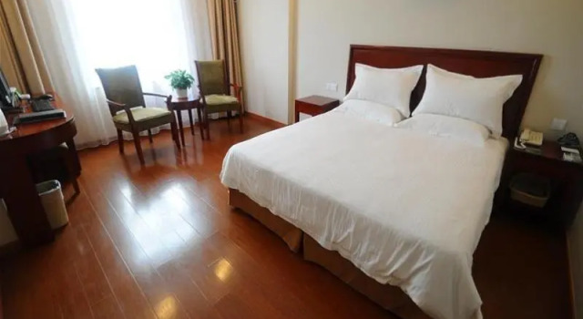 Номер Business GreenTree Inn Shanghai Changxing Island Yuansha Business Hotel