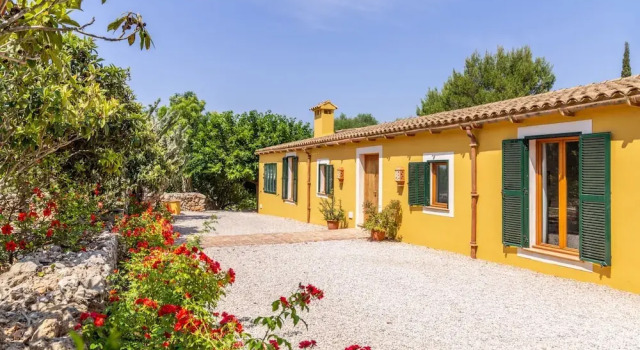 Ses Cases Son Blat Near Scenic Beaches, Prenota Casa vacanze Hotel a Maiorca con parcheggio, Parcheggio