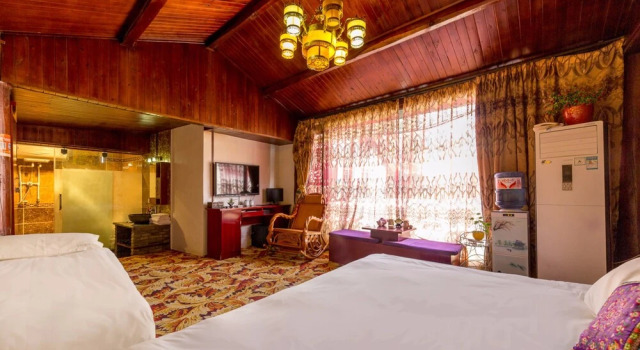 Lijiang Manzhu City Love Inn, Забронировать Отель Лицзян Юньнань, рядом с Улица Сквер-стрит Древнего города Даянь