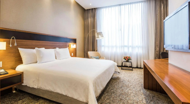 Двухместный номер DoubleTree by Hilton Bogota Parque 93
