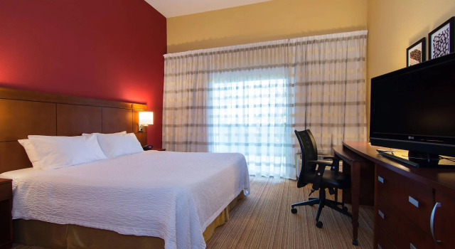 Двухместный номер Standard Courtyard by Marriott Charlotte Lake Norman