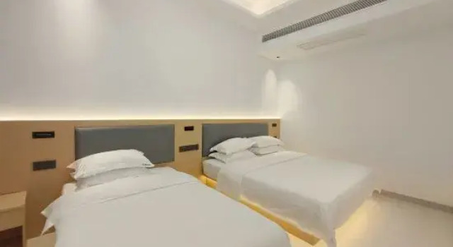 Люкс seaward silk road aet hotel