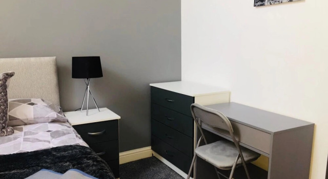 Townhouse @ 29 Cotesheath Street Stoke, Забронировать Отель «постель и завтрак» Сток-он-Трент Стаффордшир, рядом с Театр Regent