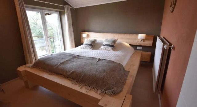 Le Sorbier - Gîte et chambres d'hôtes, Rezervovat Hotel Hotely v Lutych s parkováním, Parkování