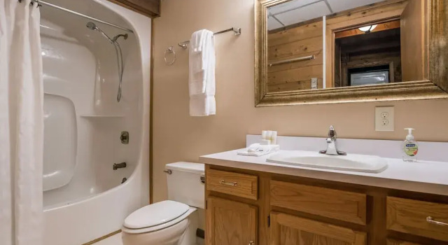 Апартаменты Powder Monkey 4: 2 Bedrooms Plus Sleeping Loft, 2 Full Baths: Slope Side