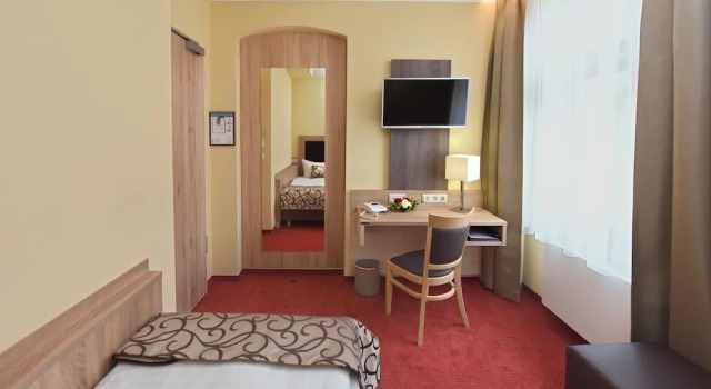 Одноместный номер Superior Port Inn Hotel