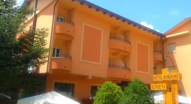 Hotel Ristorante Montenerone, Rezervovat Hotel Apecchio 