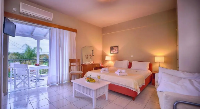 Студия Theoxenia Hotel Apartments