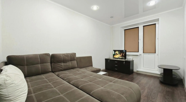 Apartments in the 9th microdistrict 22 A, Prenota Appartamento Hotel a Tyumen Region con parcheggio, Parcheggio