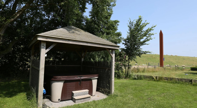 Вилла Villa in Wieringer Style with Hot Tub