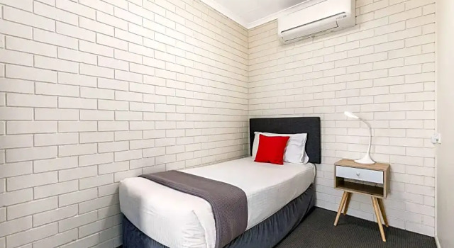 Четырёхместный номер Standard Comfort Inn on Main Hervey Bay