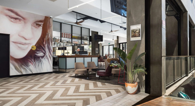 Rydges Fortitude Valley, Забронировать Отель Отели Брисбна с бассейном, рядом с Тиволи, Бассейн