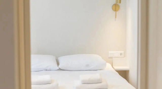 Casa Verde Apartment by Olala Homes