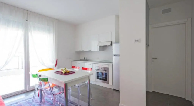 The Sunshine - Apartments with Pool, Boek Appartement Musso Comomeer