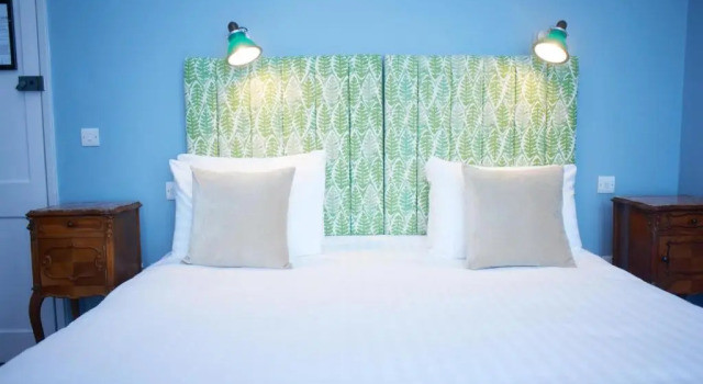 Номер Deluxe Embankment Hotel