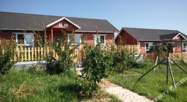 蔚县龙壶湾度假村, Book Hotel Zhangjiakou Hebei