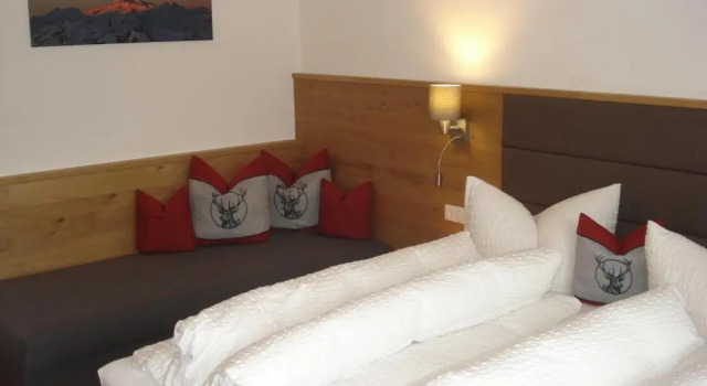 Appartement Rauch, Rezervovat Apartmán Hotely v Tyrolsko se snídaní, Snídaně