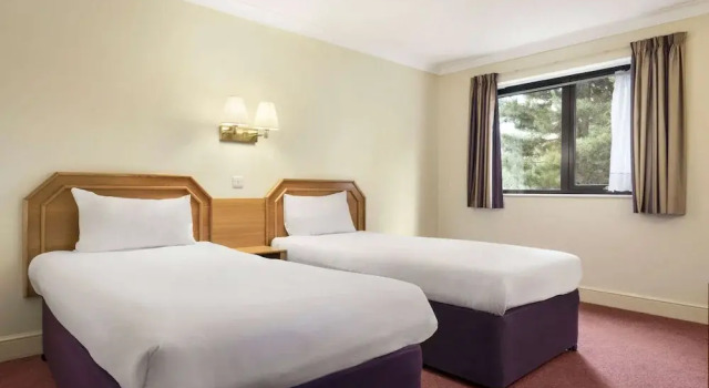 Номер Days Inn Stafford