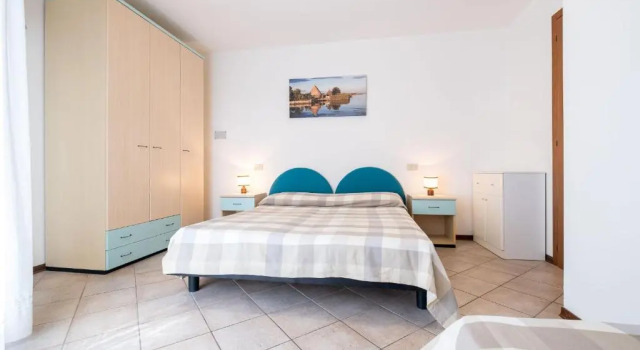 Appartamenti Lignano Sabbiadoro - Villa Ammiraglia, Buchen Sie Villa Cottages in Friaul-Julisch Venetien, Cottage