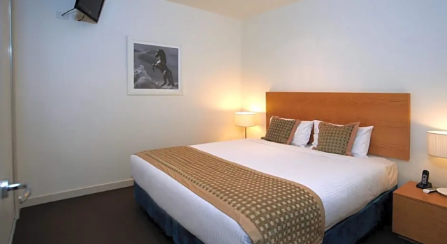 Апартаменты Amity South Yarra Apartments