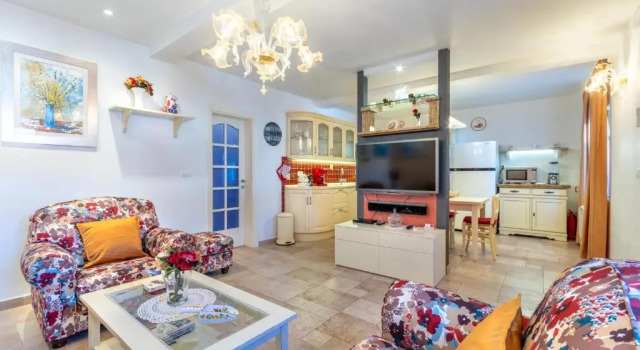 Apartments Villa Camellia, Rezerwuj Apartament Brac Island 