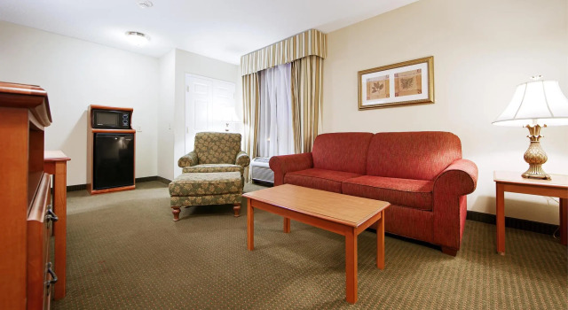 Люкс Comfort Inn & Suites North Charleston - Northwoods