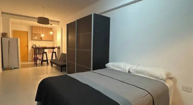 Alberti 360 Charming City Center Apartment With Shared Pool