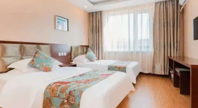 Люкс Deluxe Lumingchun Hotel (Changbai Mountain North Scenic Area Distribution Center)