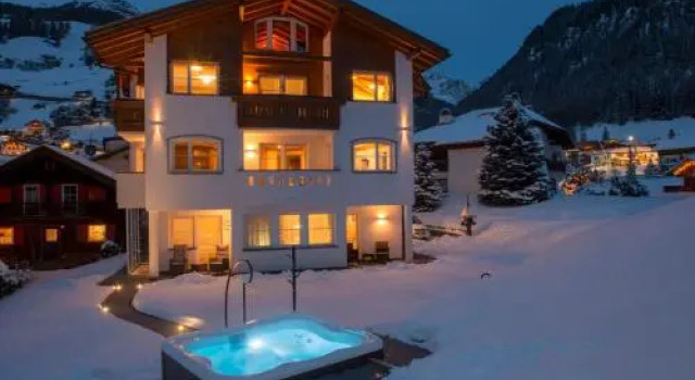Apartments Antines