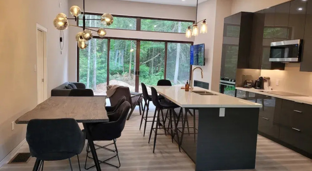 Коттедж Luxury Nomi Resort
