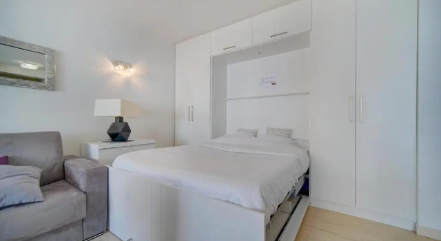 IMMOGROOM - 5 min from beach -Terrace - AC - Parking, Забронировать Апартаменты/квартира Отели Канн с парковкой, рядом с Le Croisette Casino Barriere de Cannes, Парковка