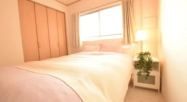 Кровать в общем номере Yokoduna Hostel