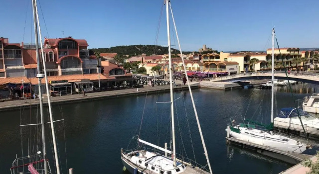Апартаменты Appartement T2 Gruissan Plage Dans Résidence Calme