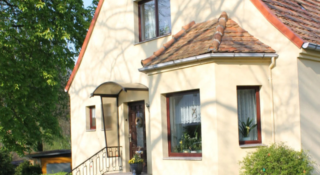 Wohnung mit Grossem Garten an der Ostseekuste, Забронировать Дом для отпуска Отели Нойбуков с парковкой, Парковка