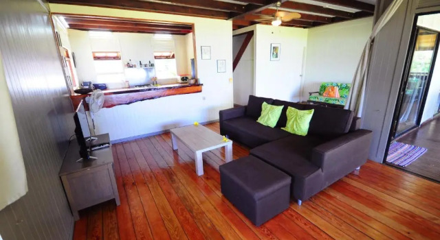#4 Beach Villa Bliss by TAHITI VILLAS, Book Villa Hoteller i Hauru med parkering, Parkering