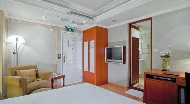 Run of House Tai Hope Hotel