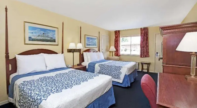 Номер Standard Days Inn Newport News