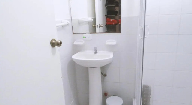 Четырёхместный номер Standard Bird Garden Guest House