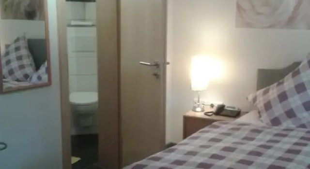 Апартаменты Comfort Pension und Ferienwohnungen Schweinsberg